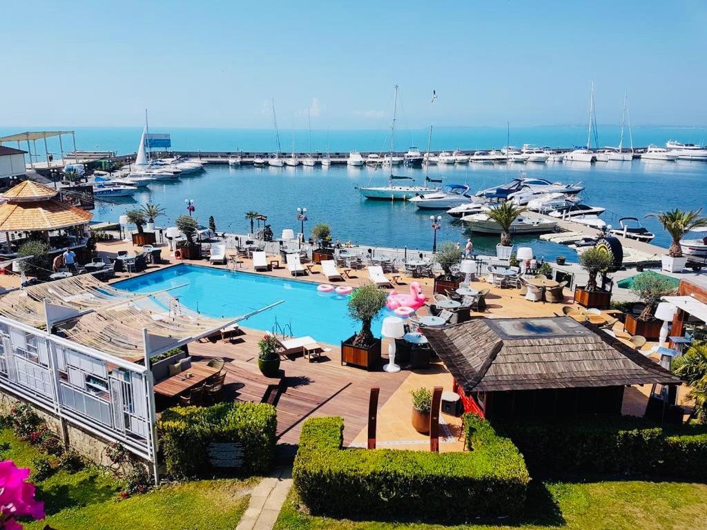Dolce Vita Sea View Apartment Sveti Vlas Dış mekan fotoğraf