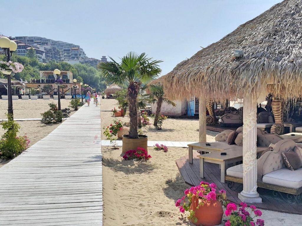 Dolce Vita Sea View Apartment Sveti Vlas Dış mekan fotoğraf